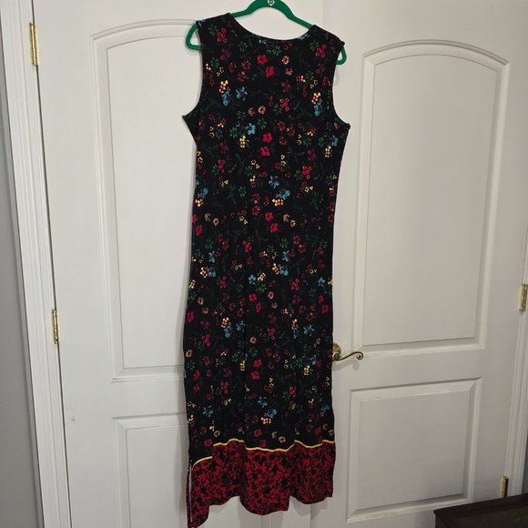 SALE! D & Co. Maxi - Picture 5 of 8